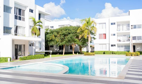 Peut-on trouver une maison de vacances en Provence avec des ateliers de poterie et des visites de marchés locaux?